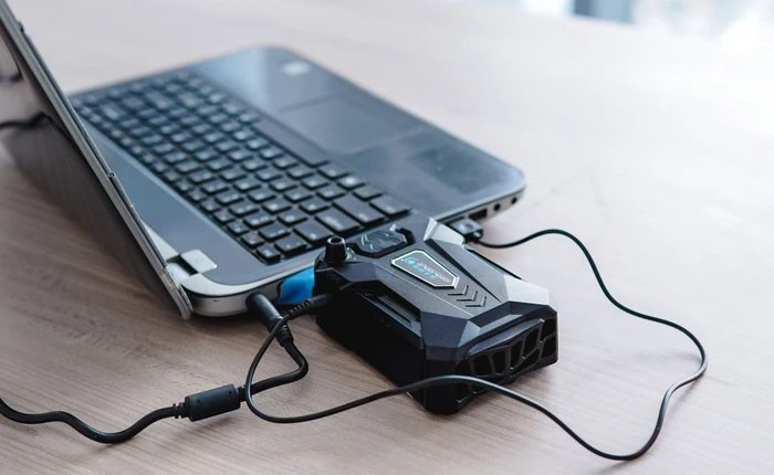 Bỏ ra chưa đến 200 nghìn để mua "quạt hút gió tản nhiệt laptop" liệu có đáng?