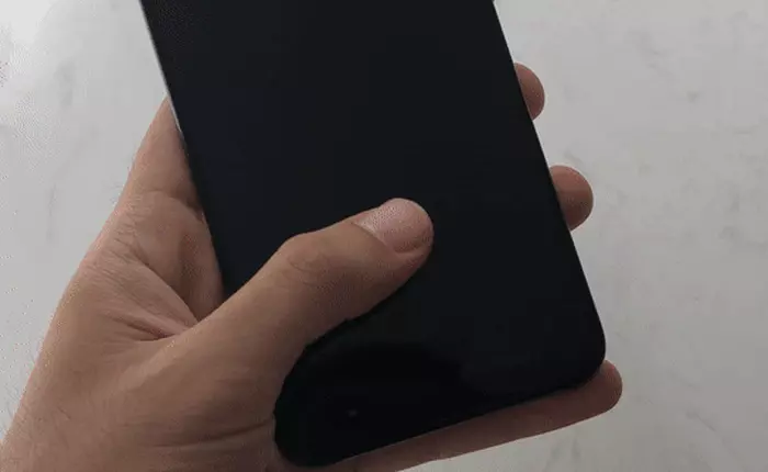 Trải nghiệm cảm biến vân tay trong màn hình & nhận dạng khuôn mặt 3D trên Xiaomi Mi 8 EE