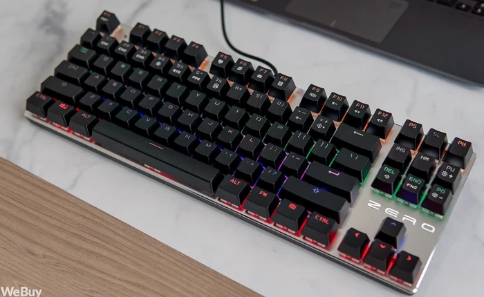 Cũng là phím cơ nhưng chiếc bàn phím này chỉ có giá 350.000 đồng, rẻ như vậy nhưng liệu có ngon?