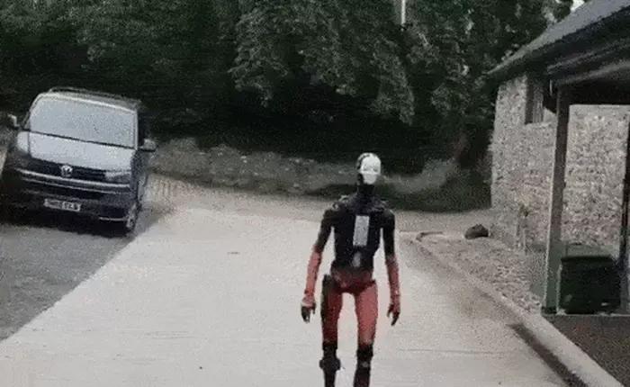 Video 7 triệu views về con robot giống người kinh khủng hóa ra là sản phẩm của engine đồ họa