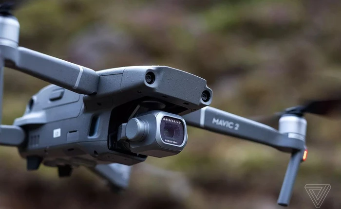DJI ra mắt bộ đôi drone Mavic 2 mới, Mavic 2 Pro giá $1.449 và Mavic 2 Zoom giá $1.249