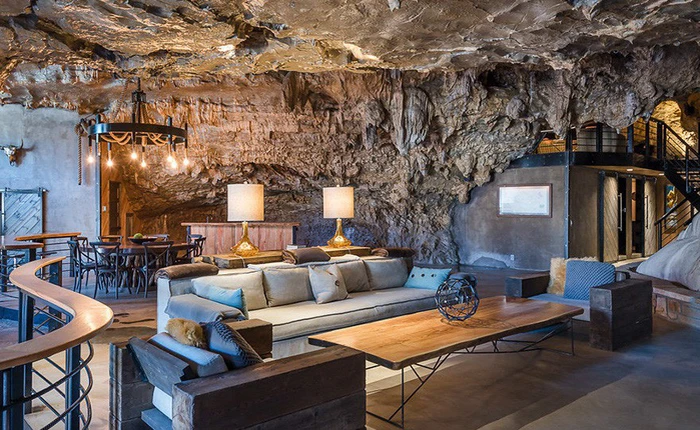 "Hang động sang trọng nhất thế giới" đang được rao bán với giá 58 tỷ đồng, bên ngoài hoang sơ bên trong mới thật sự bất ngờ