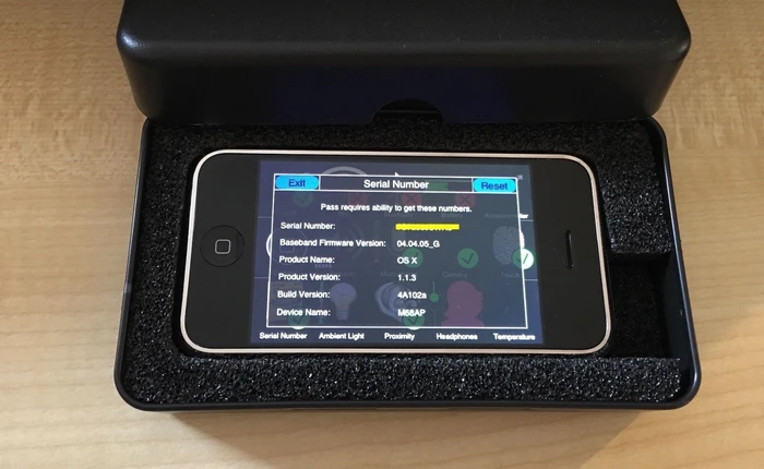 Một chiếc iPhone nguyên mẫu "sản xuất thủ công tại Cupertino", chạy OS X, vẫn hoạt động tốt đang được đấu giá trên eBay
