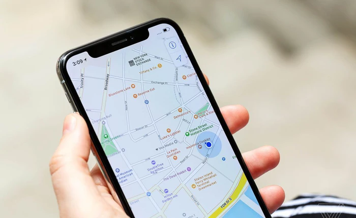 Google Maps giờ đây còn cho biết cả thời lượng pin trên thiết bị khi chia sẻ vị trí