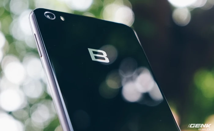 Chúc mừng sinh nhật Bphone 2017: Nhìn lại 1 năm smartphone "chất" của BKAV