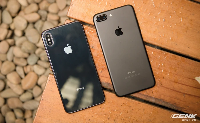 So sánh kích thước iPhone X Plus và iPhone 7 Plus: To bằng nhau, nhưng màn hình iPhone X Plus lớn hơn nhiều