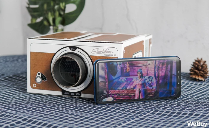 Dùng thử máy chiếu mini cho smartphone giá 150.000 đồng: có đáng để bạn ở nhà xem phim, khỏi cần ra rạp?
