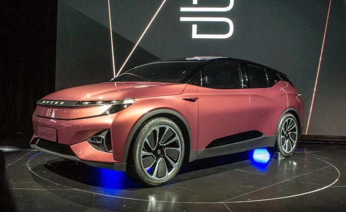 [CES 2018] Start-up Byton hé lộ mẫu xe tự lái mới tích hợp công nghệ 5G cùng trợ lý ảo Alexa, giá khoảng 45.000 USD