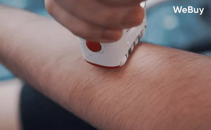 Lần đầu trải nghiệm máy cạo nhổ lông: Có thực sự hữu dụng với nam nhân, nữ nhi có chân tay như rừng rậm Amazon?