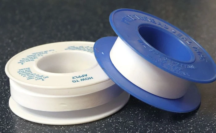 Mẹo cân bằng trắng ảnh giá rẻ bằng băng dính ống nước