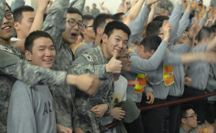 Sinh viên Hàn Quốc bị cáo buộc cố tình béo lên để trốn nghĩa vụ quân sự