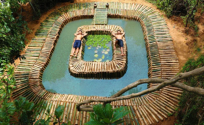 Kỳ tích giữa rừng của 2 thanh niên Campuchia sau cả ngày đào bới