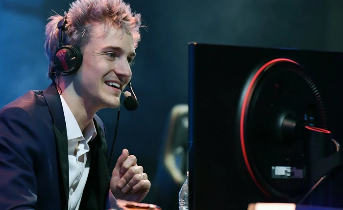 Choáng với mức thu nhập của streamer Ninja: mỗi tháng kiếm hơn 11 tỷ, được fan tặng gần 1 tỷ trong 1 lần donate