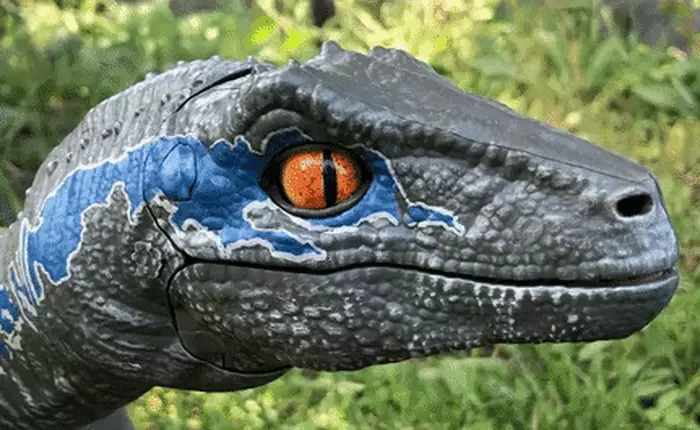 Dẹp robot Aibo của Sony đi, robot khủng long Blue này mới chính là "pet" siêu ngầu mà ai cũng mê