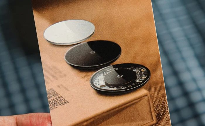 Trải nghiệm sạc không dây Baseus Simple Wireless Charger giá 390.000 đồng: Khi nước sơn thì tốt mà gỗ lại quá dở!
