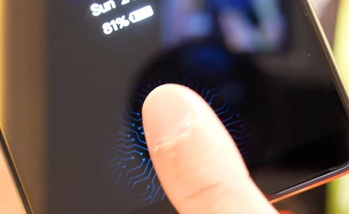 Mặc kệ các hãng Android, Apple vẫn sẽ không trang bị cảm biến vân tay dưới màn hình cho iPhone vào năm 2019