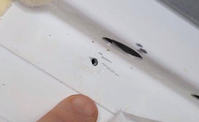 Bất ngờ xuất hiện lỗ hổng trên Trạm Vũ trụ Quốc tế, là lỗ khoan chứ không phải do thiên thạch gây ra