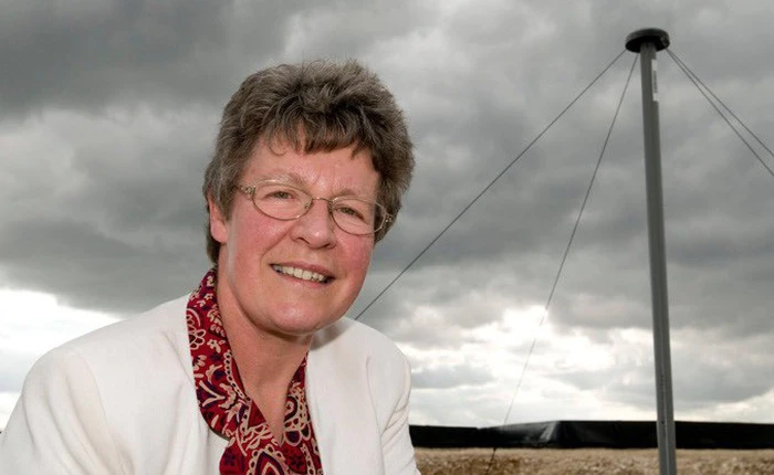 Một người phụ nữ nhận thưởng 3 triệu USD vì khám phá ra ẩn tinh, 44 năm sau khi một người khác nhận giải Nobel nhờ khám phá của bà