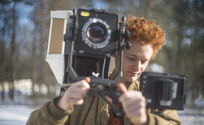 Ngắm nhìn những cảnh quay kì ảo từ máy quay Large format tự chế của nhiếp ảnh gia 18 tuổi