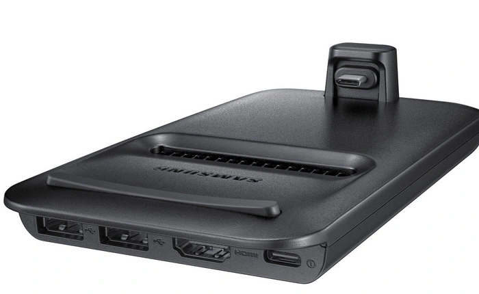 Rò rỉ hình ảnh Samsung DeX Pad cùng Galaxy S9, đặt ngang chứ không còn nằm dọc