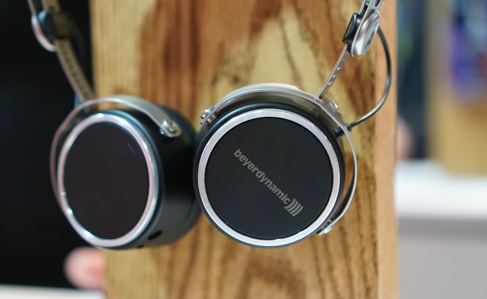 [CES 2018] Cận cảnh bộ đôi tai nghe không dây cao cấp Aventho Wireless và Xelento Wireless của Beyerdynamic