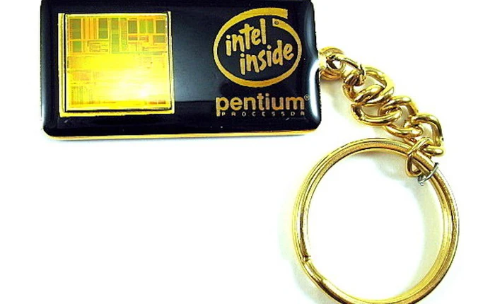 Năm 1994, Intel đã từng thu hồi một số lượng lớn chip xử lý bị lỗi và biến chúng thành móc chìa khóa với lời nhắn của CEO để vượt qua khủng hoảng