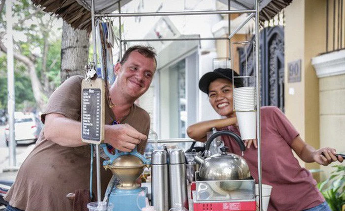 Gửi các bạn muốn làm GĐ tuổi 22: Để trở thành doanh nhân, cần làm việc 14h/ngày, 7 ngày/tuần liên tục trong 10 năm!