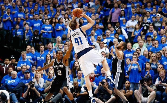 Đội bóng rổ của tỷ phú Mark Cuban sẽ cho phép fan mua vé bằng tiền mã hóa trong năm tới