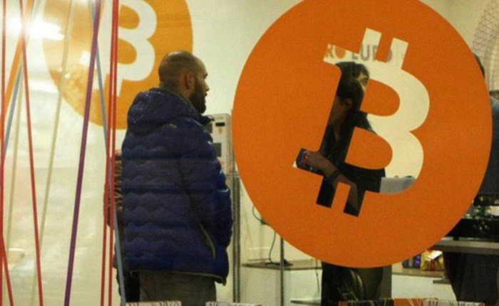 Cựu CEO ngân hàng Wells Fargo gọi bitcoin là trò lừa đảo