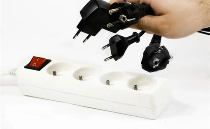 Đừng để mạng xã hội "phá hỏng" đời bạn