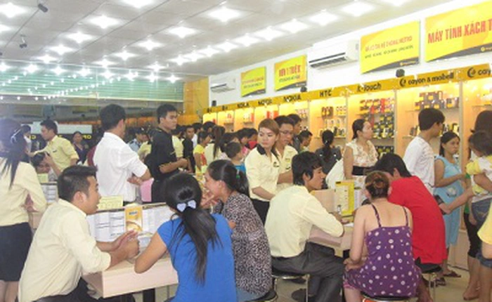 Thị trường điện tử “trông cậy” các dịp lễ tháng 4