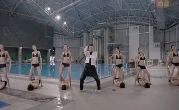 Gentleman: Phá kỷ lục và... bị cấm