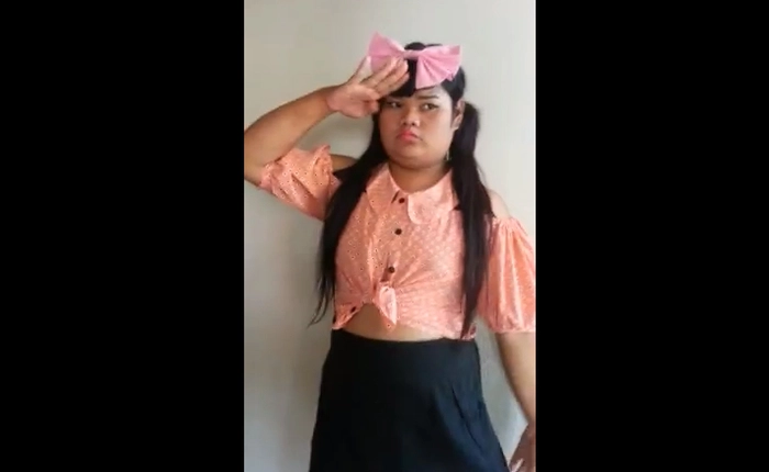 Té ghế với những bản cover Kiyomi "độc nhất vô nhị"