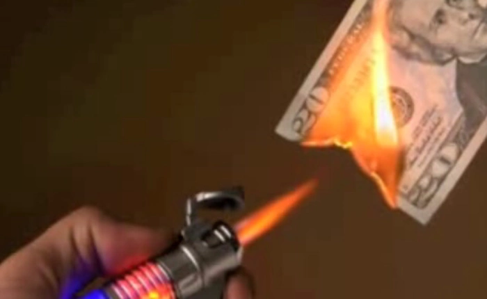 Đốt tiền để quảng bá, chưa màng doanh thu