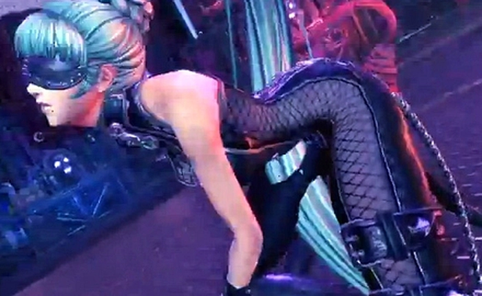 Blade & Soul gây sốt với 2 boss nữ đầy sexy