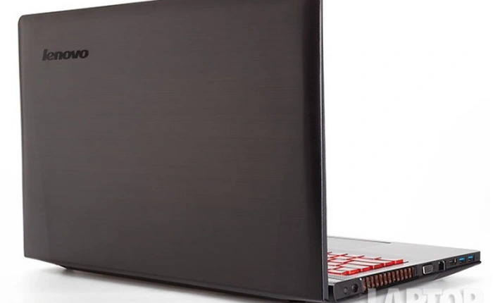  IdeaPad Y500: Cấu hình "khủng" nhưng pin yếu
