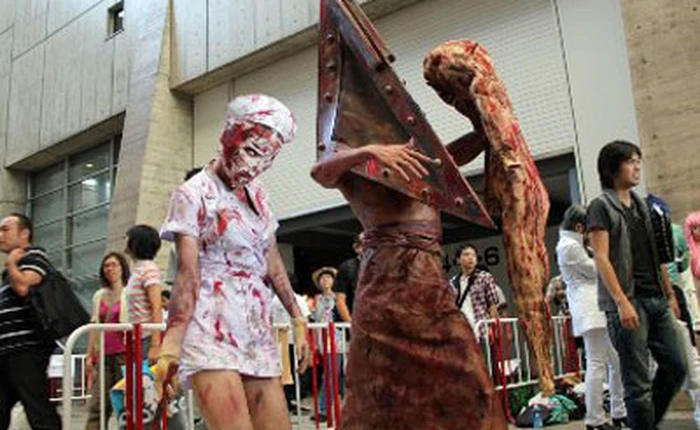 Những bộ cosplay khó quên tại Tokyo Game Show 2010