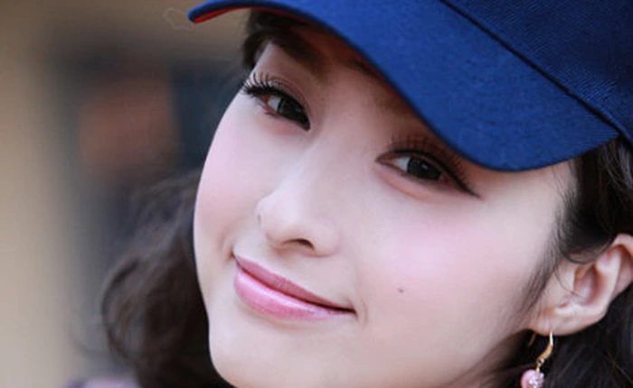 Lâm Kha Đồng lịch lãm áo khoác da