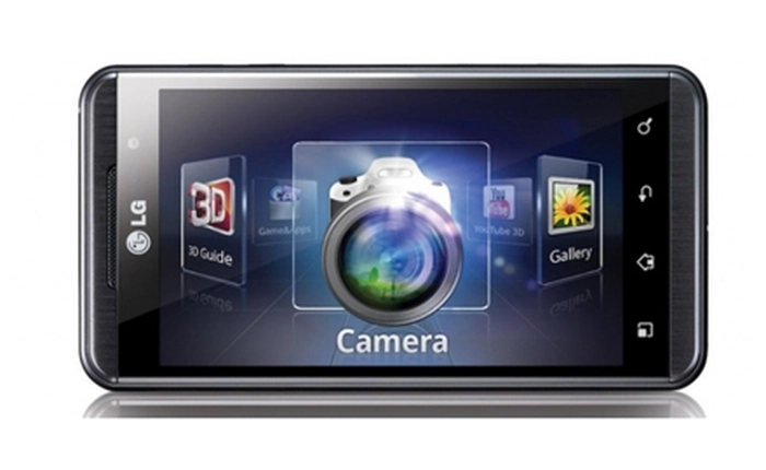 MWC 2011 - Vừa ra mắt, LG Optimus 3D cho Samsung Galaxy S 2 “hít khói”