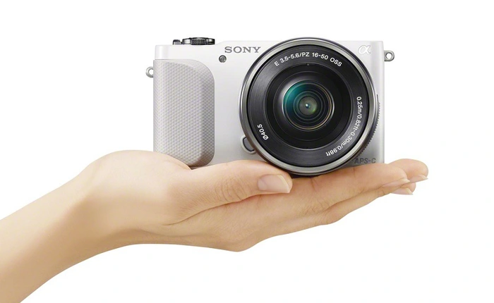 NEX-3N sở hữu cảm biến 'hàng khủng" của Sony