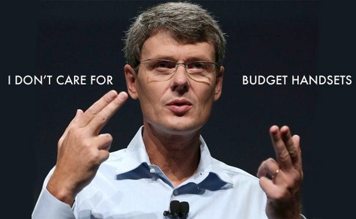 CEO Blackberry chê giao diện iOS cũ kỹ