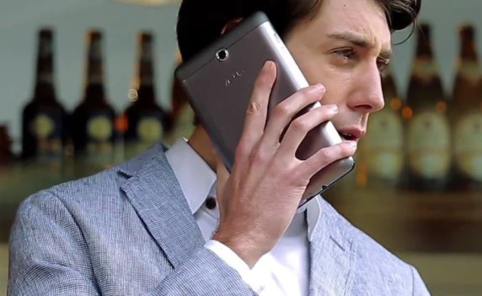 Tablet điện thoại FonePad bắt đầu được bán tại Việt Nam với giá 6 triệu đồng