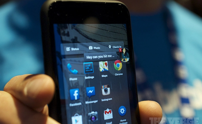 Facebook Home: Dùng Android để... giết Google