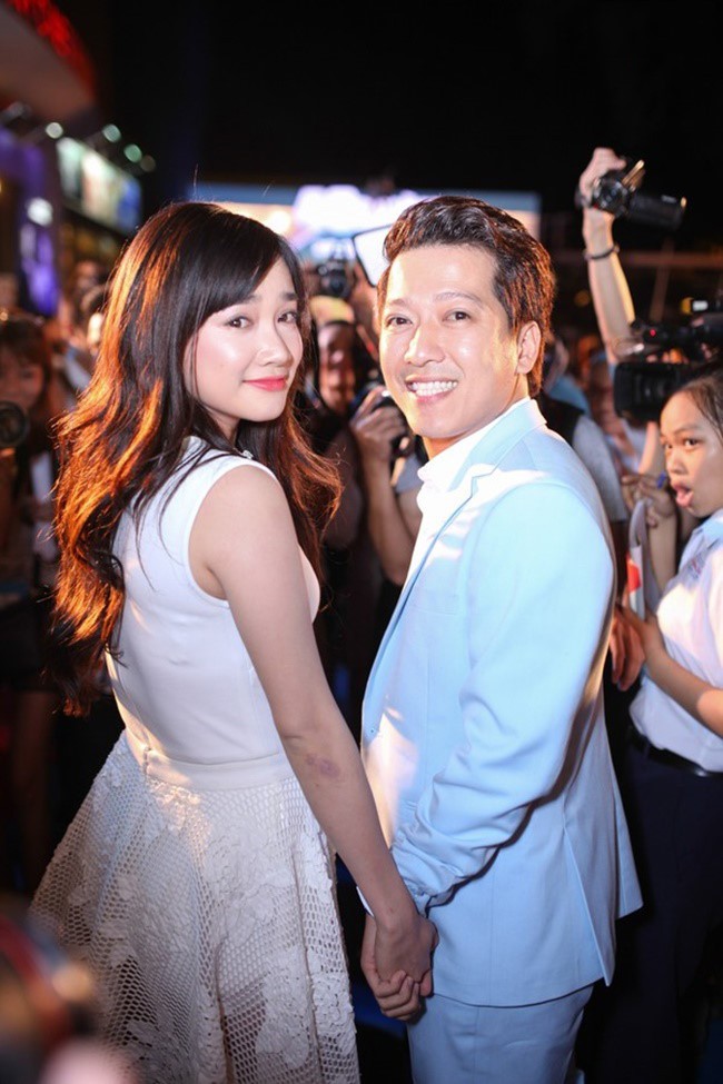 3 năm y&ecirc;u đầy s&oacute;ng gi&oacute; của Trường Giang v&agrave; Nh&atilde; Phương kết lại bằng lễ đ&iacute;nh h&ocirc;n b&iacute; mật! - Ảnh 2.