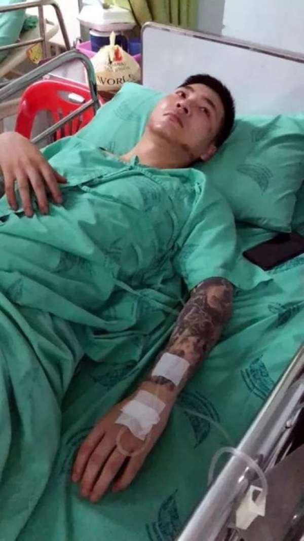 Nhường phao cứu 4 người trong vụ ch&igrave;m t&agrave;u tại Th&aacute;i, thanh ni&ecirc;n dũng cảm được d&acirc;n mạng so s&aacute;nh với nh&acirc;n vật ch&iacute;nh trong Titanic - Ảnh 2.