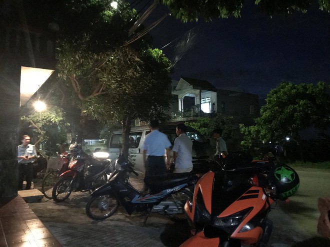 Gia đ&igrave;nh chiến sĩ l&aacute;i chiến đấu cơ Su-22: 8 giờ hy vọng nhưng điều kỳ diệu kh&ocirc;ng xảy ra - Ảnh 2.