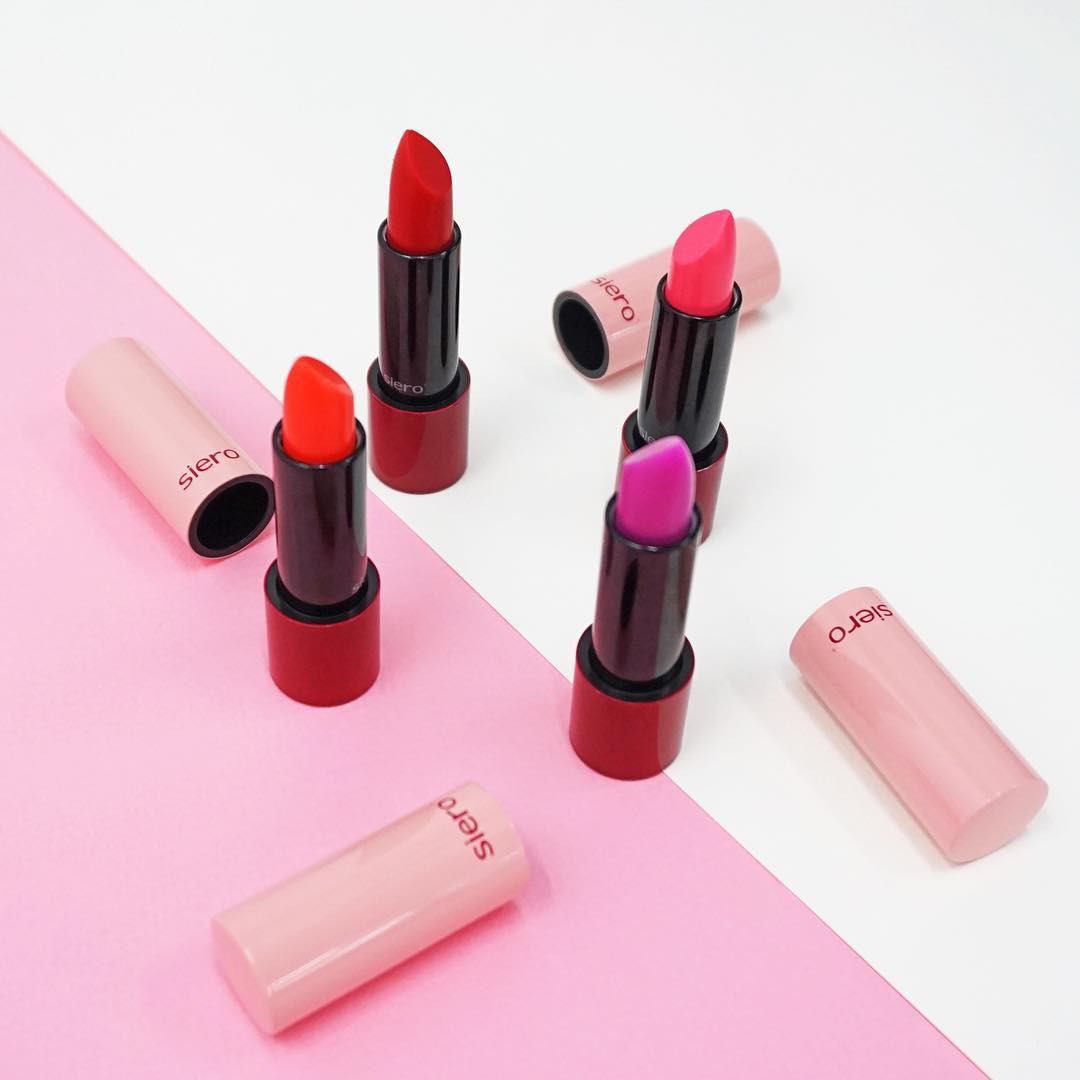 Ch&aacute;n son l&igrave;, con g&aacute;i H&agrave;n đang m&ecirc; t&iacute;t c&acirc;y son b&oacute;ng c&oacute; khả năng bơm m&ocirc;i, l&ecirc;n m&agrave;u trong trẻo cực xinh n&agrave;y - Ảnh 8.