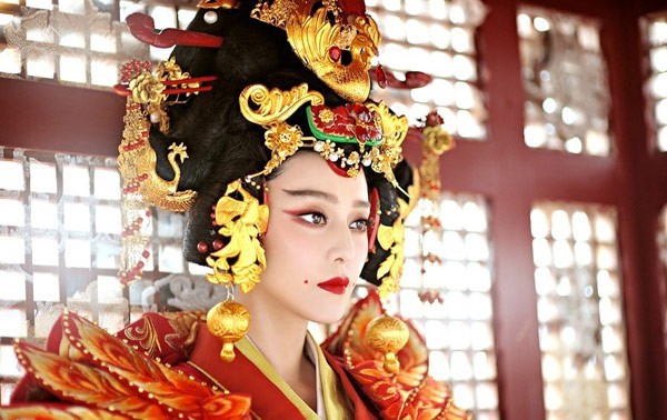 V&igrave; sự cố Phạm Băng Băng, h&agrave;ng loạt h&atilde;ng truyền th&ocirc;ng chung tay k&yacute; quy định catse diễn vi&ecirc;n - Ảnh 2.