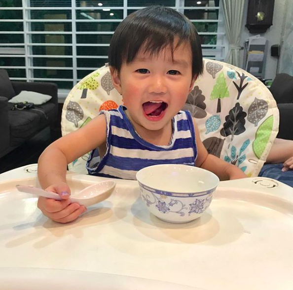 Chạm mốc 200k followers trên Instagram, Xoài chính là em bé hot nhất trên MXH Việt Nam ở thời điểm hiện tại - Ảnh 3. Chạm mốc 200k followers trên Instagram, Xoài chính là em bé hot nhất trên MXH Việt Nam ở thời điểm hiện tại - Ảnh 3.