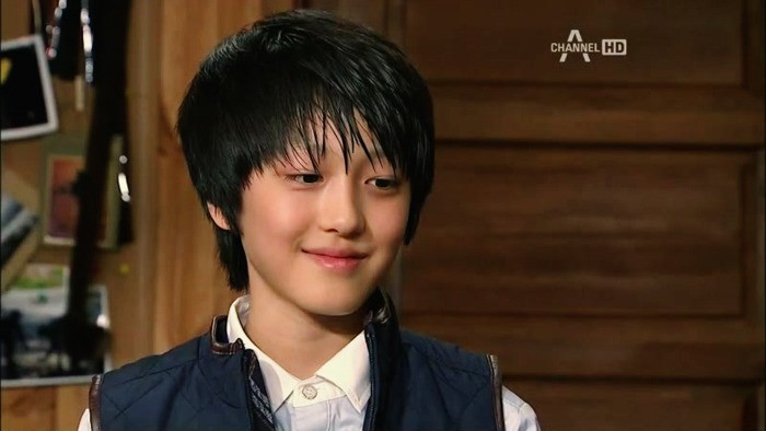 7 năm trước, tiểu Song Joong Ki n&agrave;y l&agrave; sao nh&iacute; si&ecirc;u hot ở H&agrave;n v&igrave; đẹp trai đ&uacute;ng chuẩn thiếu gia - Ảnh 5.